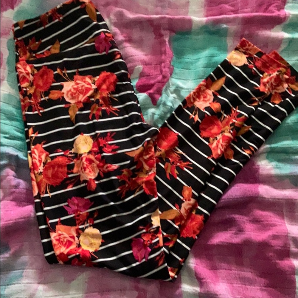 Lularoe stripes floral OS leggings NWOT